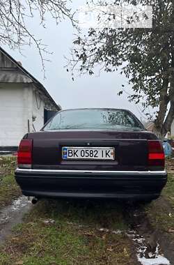 Седан Opel Omega 1991 в Вараші