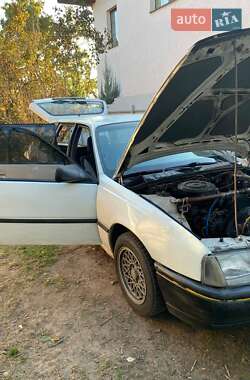 Універсал Opel Omega 1988 в 