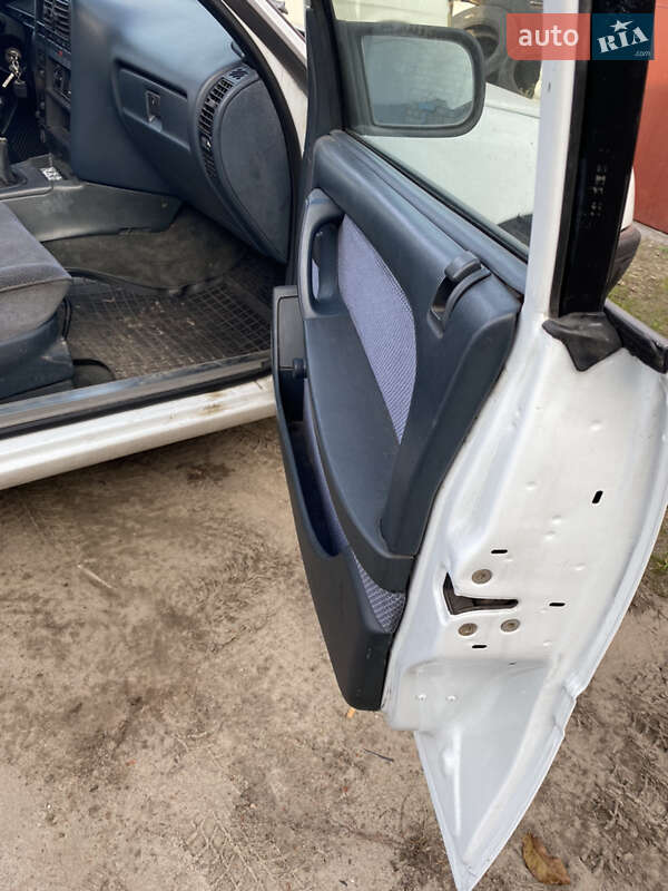 Седан Opel Omega 1990 в Кременчуге фото 14 Седан Opel Omega 1990 в Кременчуге