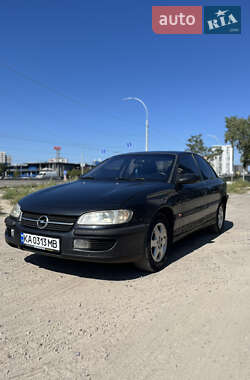 Седан Opel Omega 1996 в Києві