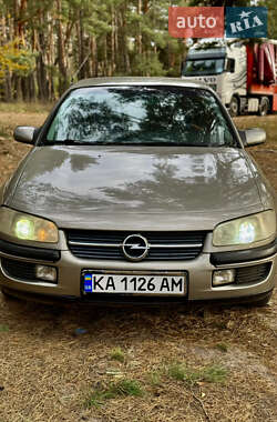 Седан Opel Omega 1996 в Києві