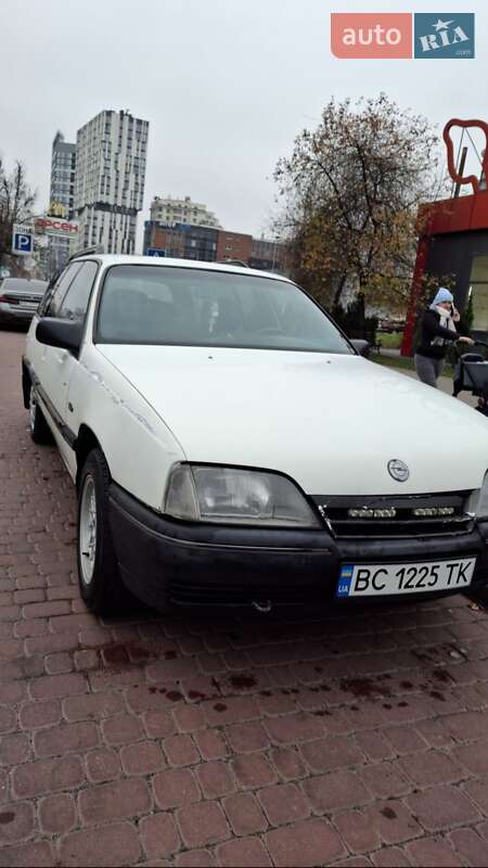 Універсал Opel Omega 1991 в Львові