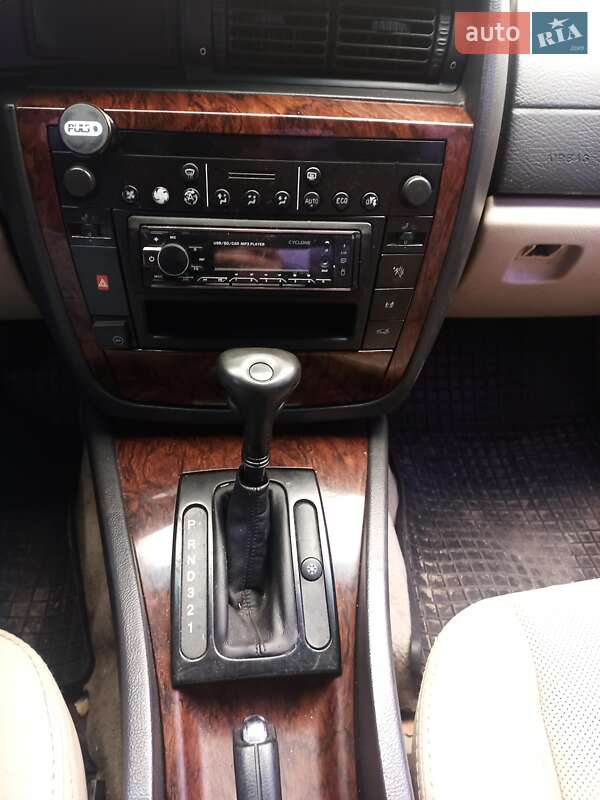 Седан Opel Omega 1997 в Сумах