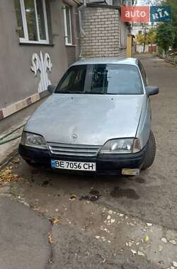 Седан Opel Omega 1987 в Миколаєві