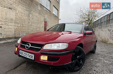 Седан Opel Omega 1995 в Виннице