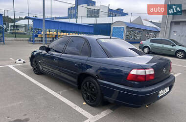 Седан Opel Omega 2002 в Києві