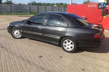 Седан Opel Omega 1998 в Львові