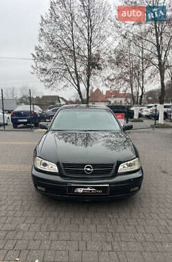 Седан Opel Omega 2002 в Ровно