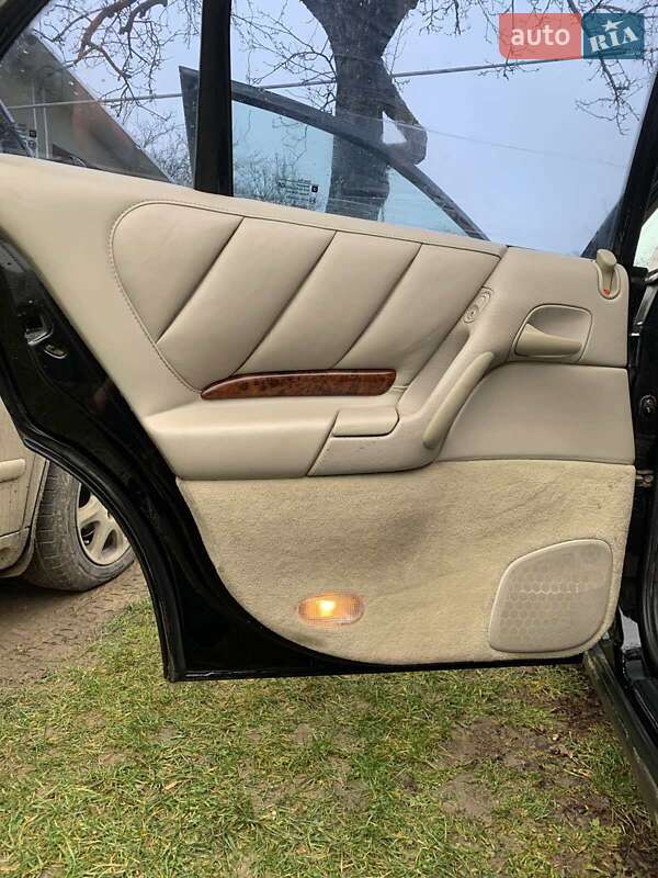 Седан Opel Omega 1998 в Косове