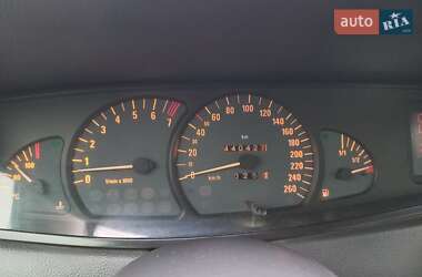 Універсал Opel Omega 2000 в 