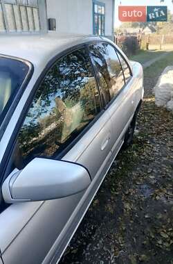 Седан Opel Omega 1998 в 