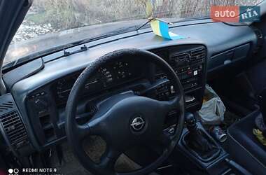 Седан Opel Omega 1992 в 
