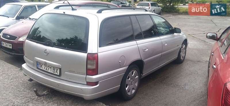 Opel Omega 2001