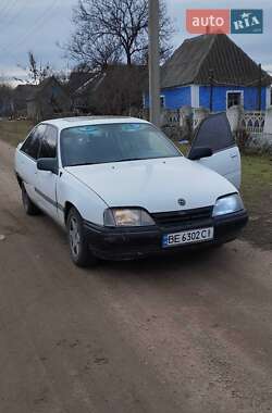 Седан Opel Omega 1988 в Южноукраинске