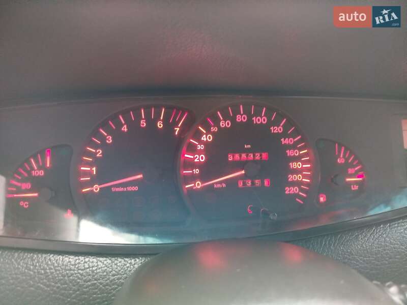 Седан Opel Omega 1996 в Черкассах