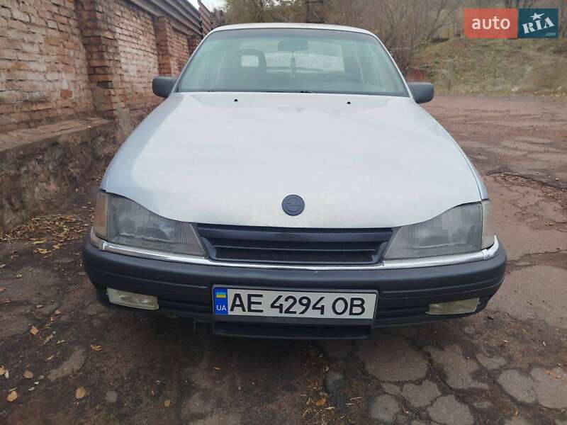 Седан Opel Omega 1991 в 