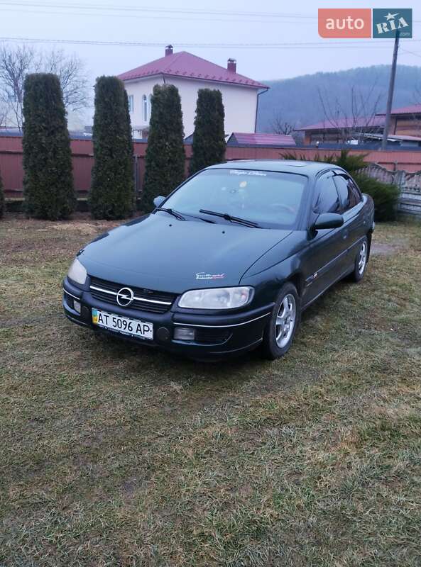 Седан Opel Omega 1994 в Глинице