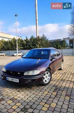 Седан Opel Omega 1995 в Луцке