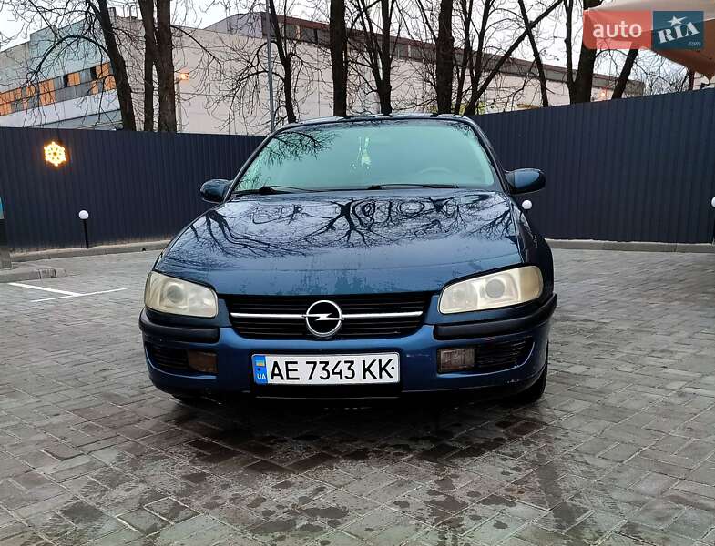 Седан Opel Omega 1996 в 