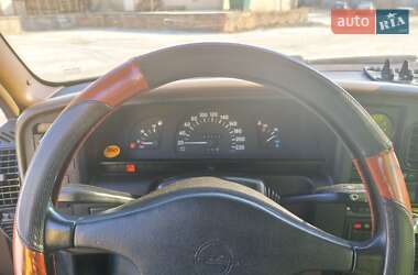 Седан Opel Omega 1986 в 