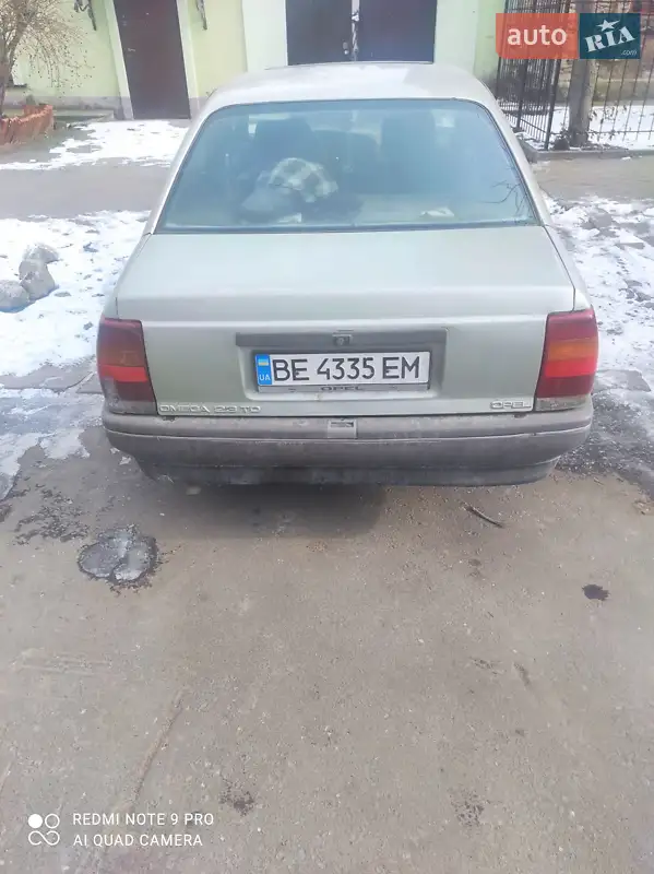 Opel Omega 1986
