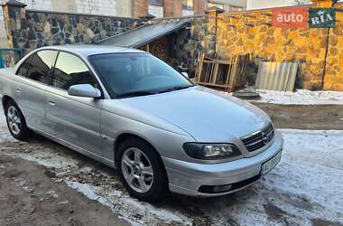 Седан Opel Omega 2003 в Киверцах