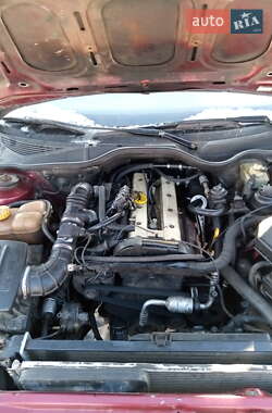 Седан Opel Omega 1998 в 