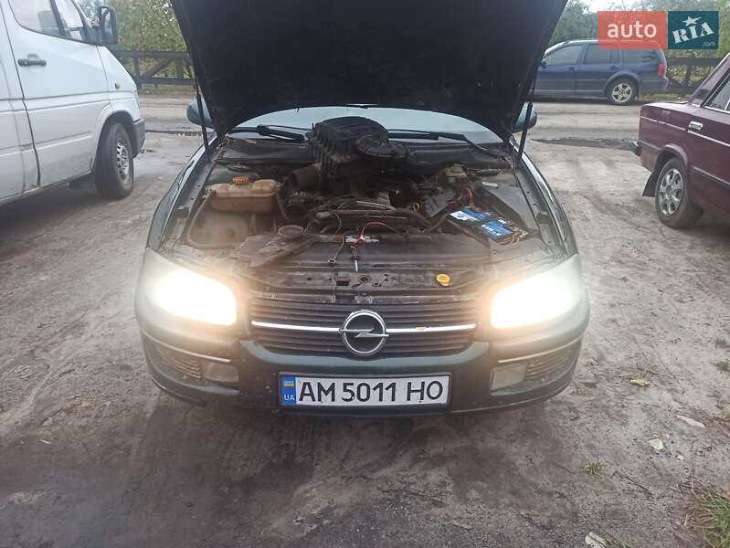 Седан Opel Omega 1999 в Звягеле