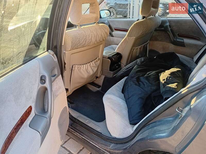 Седан Opel Omega 1996 в Львові