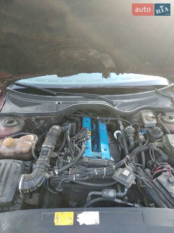 Седан Opel Omega 1997 в Уланове