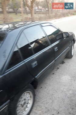 Седан Opel Omega 1989 в 