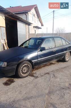 Седан Opel Omega 1989 в 