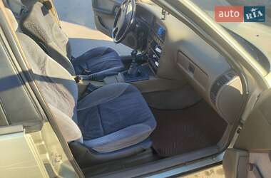 Седан Opel Omega 1988 в 