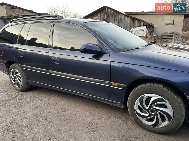 Універсал Opel Omega 1995 в Володимирі