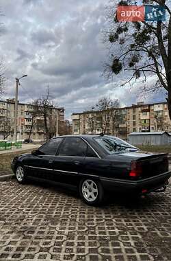 Седан Opel Omega 1990 в 