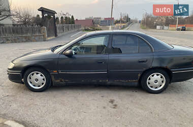 Седан Opel Omega 1995 в Калиновке