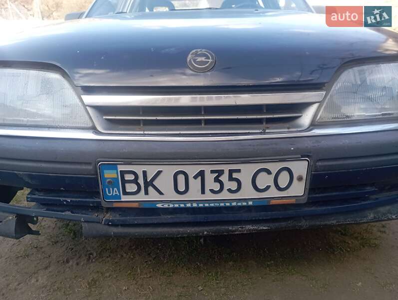 Седан Opel Omega 1991 в Ровно