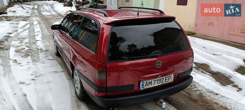 Універсал Opel Omega 1995 в Житомирі