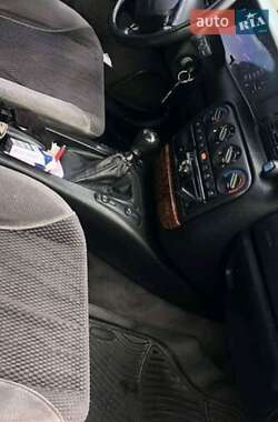 Седан Opel Omega 1996 в 