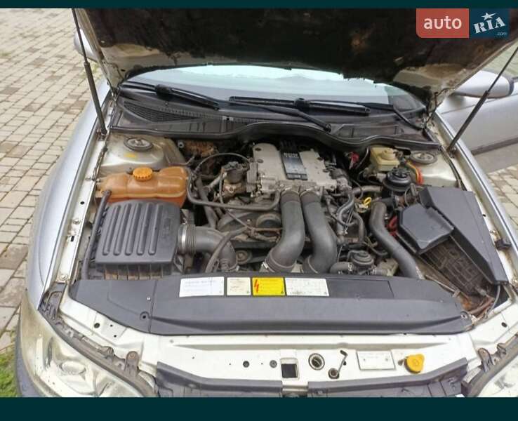 Седан Opel Omega 1998 в Одессе