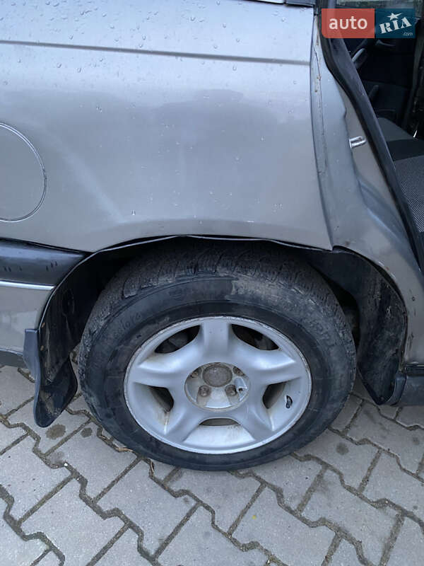 Седан Opel Omega 1997 в Чернівцях