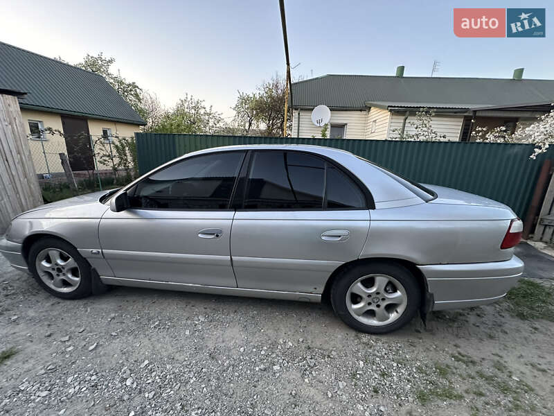 Opel Omega 2000 Opel Omega 2000