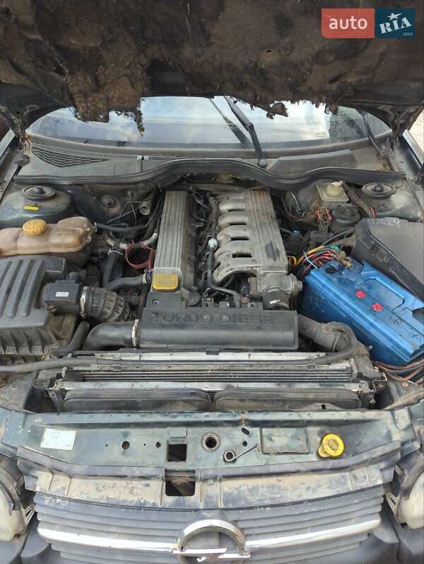 Універсал Opel Omega 1997 в Здолбуніві