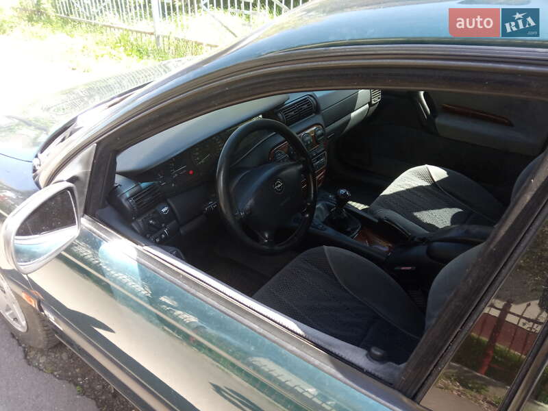 Универсал Opel Omega 1997 в Жидачове
