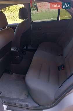 Седан Opel Omega 2002 в 