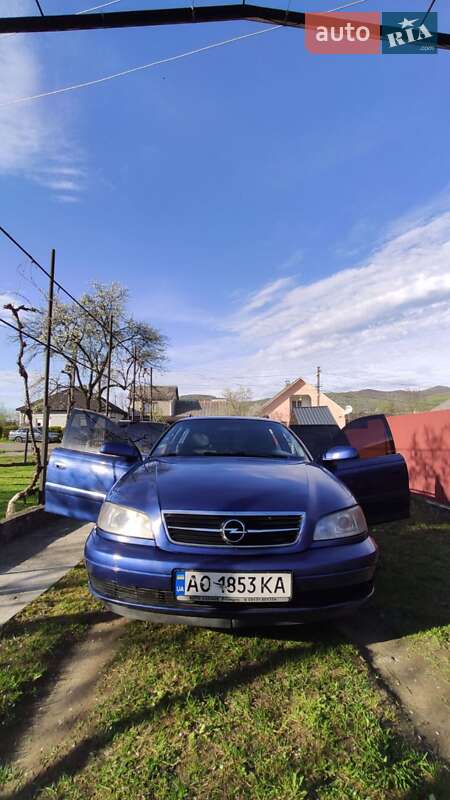 Opel Omega 2002