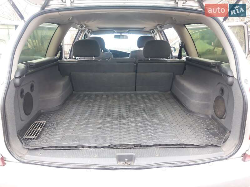 Универсал Opel Omega 2000 в Луцке