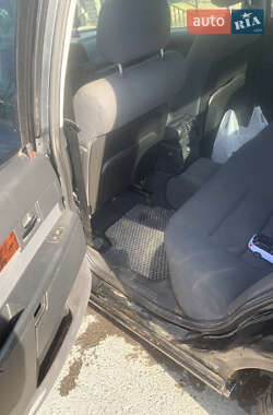 Седан Opel Omega 2001 в 