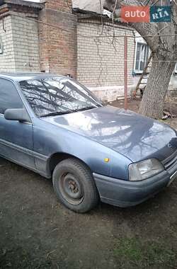 Седан Opel Omega 1988 в Кривом Роге