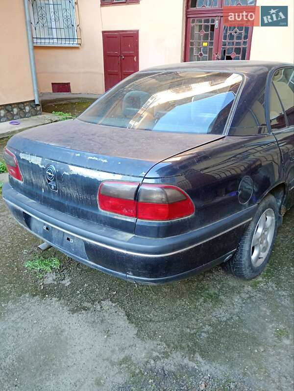 Opel Omega 1995 Opel Omega 1995